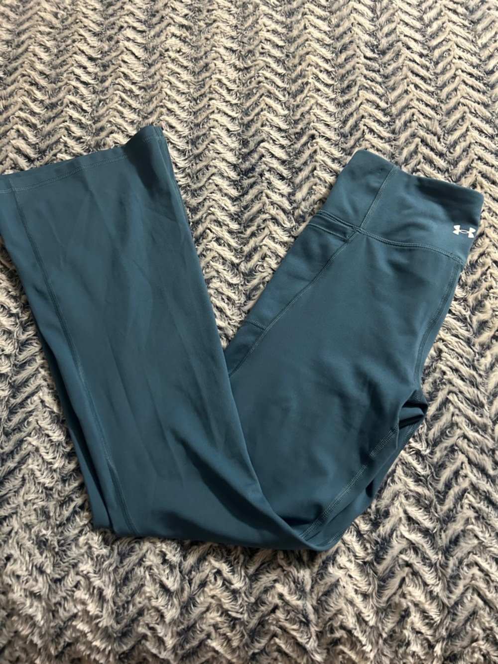 Under Armour Deep Teal Performance Leggings